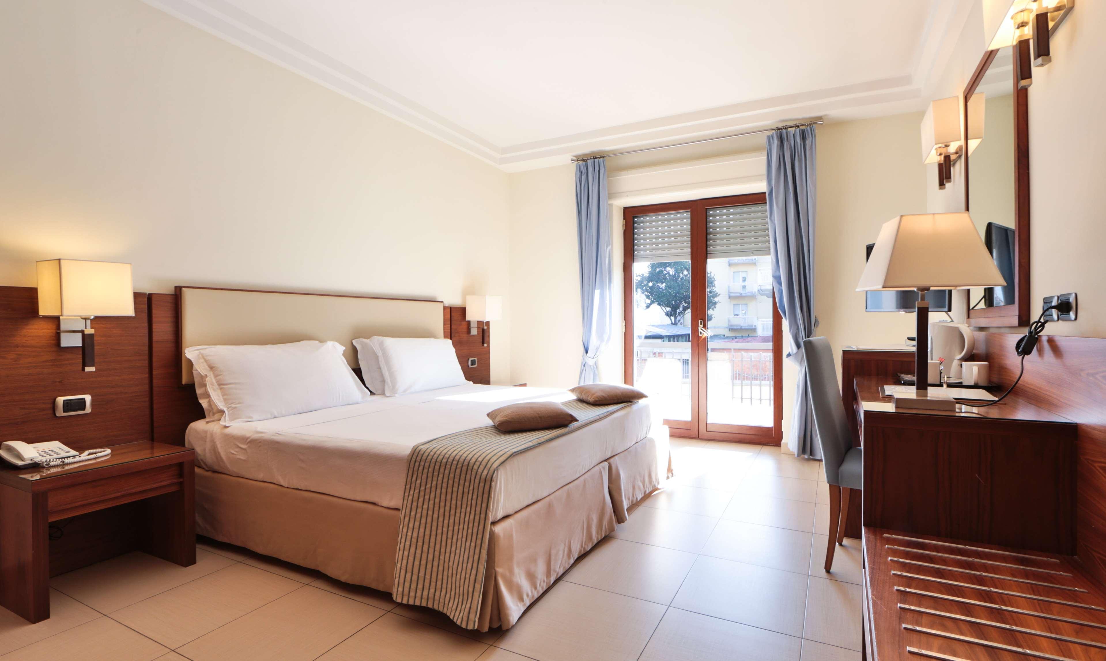 Suites & Residence Hotel Pozzuoli Exterior foto